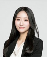 임수빈 선생님 사진